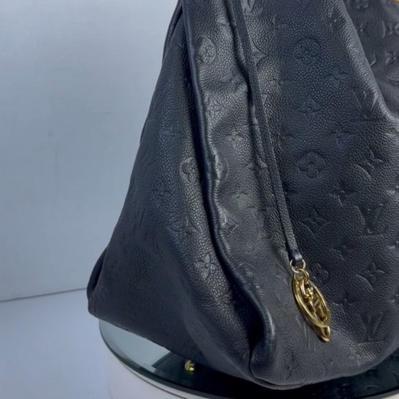 Louis Vuitton Black Leather Artsy with COA - Picture 4 of 8